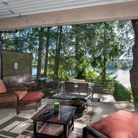 Willow Suite - Lakeside Retreat Виктория Экстерьер фото